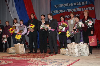 Лучшие спортсмены Рязанской области 2009 года после награждения.