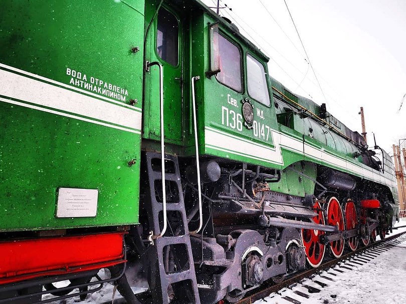 Прибывший из Москвы ретропоезд сфотографировали в депо станции Рязань-2
