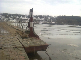 В Рязанской области затопило мост через Оку
