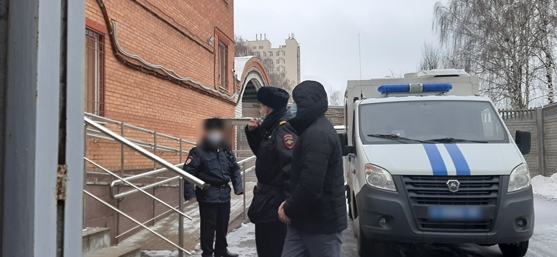 Подозреваемым в убийстве рязанского подростка продлили арест