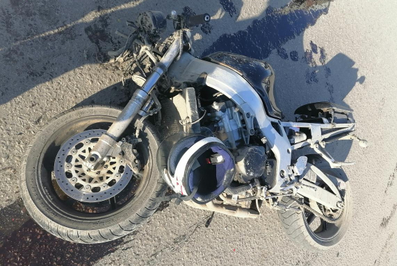 Появились подробности столкновения иномарки и мотоцикла в Рязани