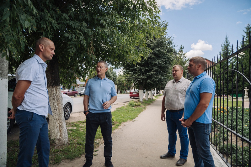 Аркадий Фомин проконтролировал реализацию проектов благоустройства в Шилово