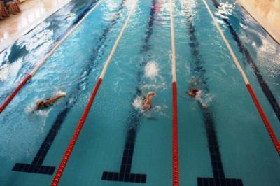 Владимир Козлов и Дмитрий Мысин завоевали медали первенства ЦФО по плаванию в Обнинске