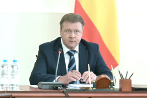 Николай Любимов провёл заседание правительства в новом формате