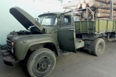 В рязанскую ИК-2 пытались провезти 27 мобильников на грузовике