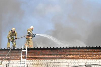 В Рязани произошёл пожар на мебельной фабрике