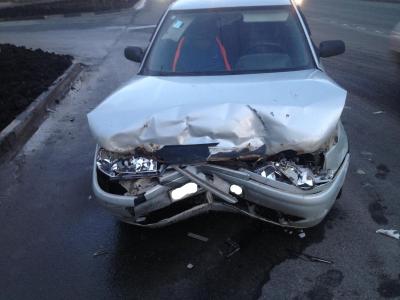 На Куйбышевское шоссе Hyundai протаранил ВАЗ-2112, пострадали три человека