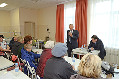 Рязанский губернатор пообщался с жителями дома, пострадавшего от взрыва газа