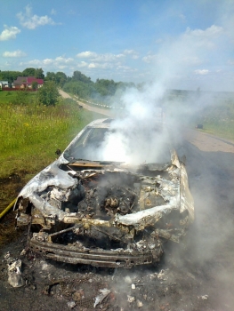 В Шиловском районе сгорела легковушка