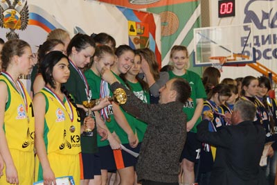В Сасово прошли соревнования по баскетболу среди учащихся