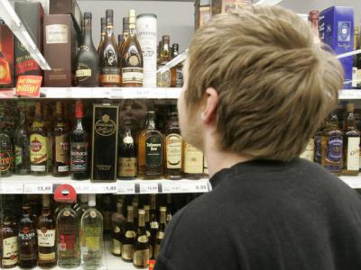 Рязанцу грозит уголовная ответственность за повторную продажу спиртного несовершеннолетнему