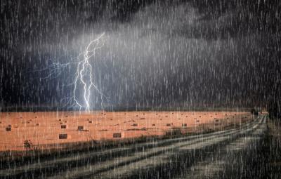 Рязанцев предупредили о сильных дождях и штормовом ветре