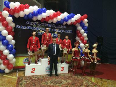 Рязанские самбисты открыли счёт наградам первенства России среди юниоров в Кстово