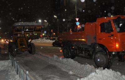 Ночью в Рязани убрали 2315 кубометров снега