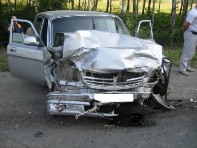 Два человека погибли в столкновении трёх автомобилей в Рязанской области