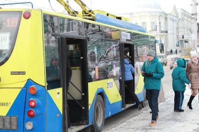 Автобусы и троллейбусы будут курсировать по Рязани до 02.30 1 января