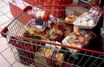 Жительница Ряжска стащила тележку товаров из супермаркета