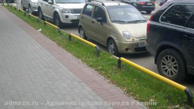 Въезд автомобилей в горпарк у Рязанской филармонии ограничили