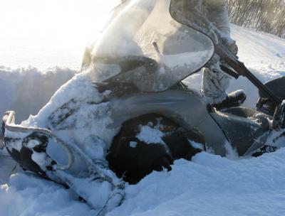 В Александро-Невском районе мужчина разбился на снегоходе
