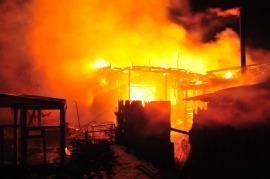 В Старожиловском районе сгорели жилой дом и сарай