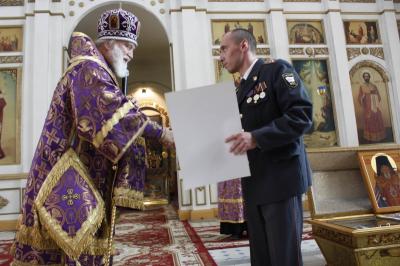 Рязанский митрополит наградил полицейских, раскрывших убийство в ряжском храме