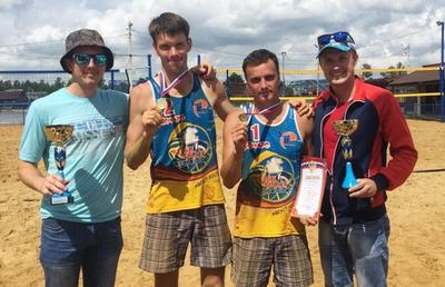 Рязанские волейболисты-пляжники выиграли этап чемпионата ЦФО в Тульской области
