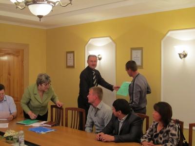Труженики рязанского села получили сертификаты на строительство жилья