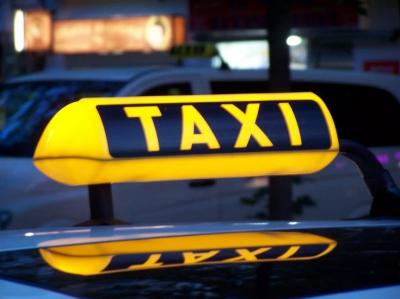 Полицейские Рязани поймали нелегальных таксистов
