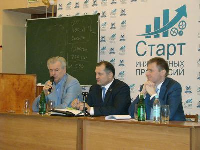 Николай Булаев обсудил будущее филиала МАМИ в Рязани с руководством и студентами вуза
