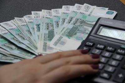 Средняя начисленная зарплата в декабре на Рязанщине превысила 30 тысяч рублей