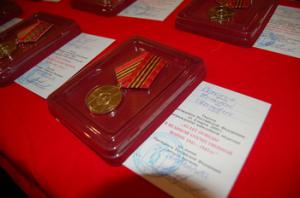 Рязанские ветераны, жители блокадного Ленинграда, участники обороны города награждены юбилейными медалями