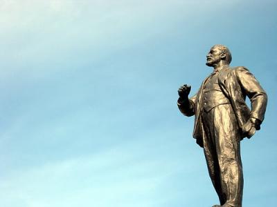Ленин на площади Ленина в Касимове