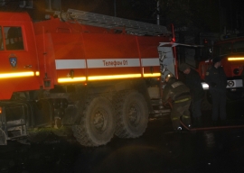 Три пожарных расчёта тушили квартиру в Рязани