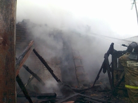 В Спасском районе сгорело бесхозное здание