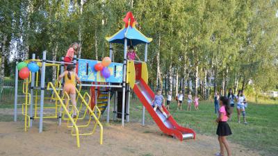 В Старожилово открыли новый детский игровой комплекс