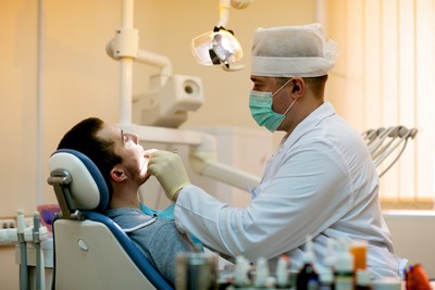 РязГМУ: Стоматологические услуги в профессорской клинике университета