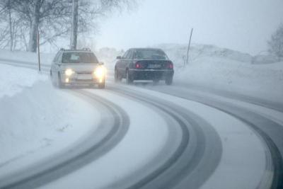ГИБДД предупредила рязанских водителей об опасностях на зимней дороге