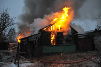 На Московском шоссе сгорел жилой дом