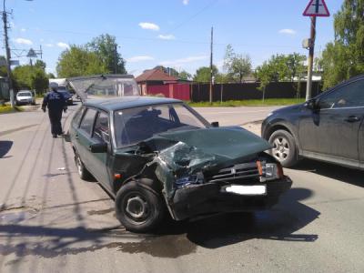 В Касимове «девятка» не уступила Fiat, пострадала пассажирка иномарки