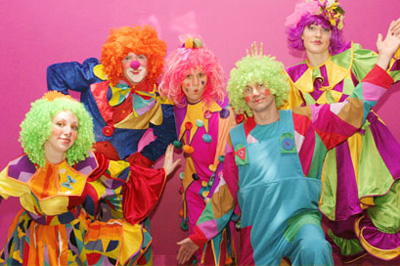 «М5 Молл»: Шоу клоунов 6 апреля и мастер-класс по карвингу