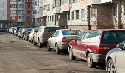 В Рязани планируется делать парковки во дворах на муниципальных землях