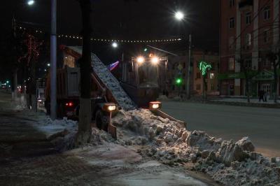 Ночью в Рязани убрали почти 500 кубометров снега