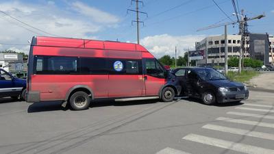 ДТП на проезде Яблочкова произошло по вине пьяного водителя легковушки
