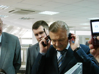 Губернатор пожелал сотрудникам рязанского филиала ОАО «Мобильные ТелеСистемы» увеличения зоны уверенного приёма