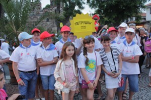 Кукольный театр рязанской школы-интерната №26 показал свой спектакль на фестивале в Болгарии