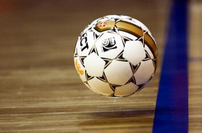 В Шилово спор за награды первенства области по мини-футболу начали ветераны