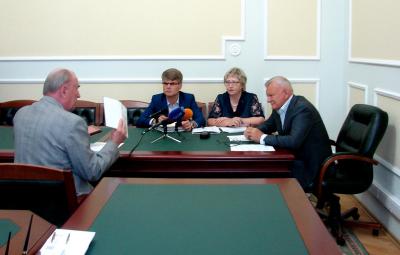 Губернатор Олег Ковалёв провёл приём граждан