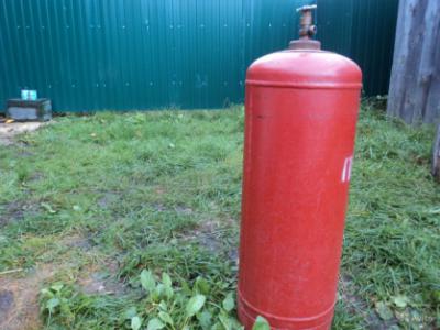 Работников рязанских АГЗС осудят за незаконную заправку бытовых баллонов газом