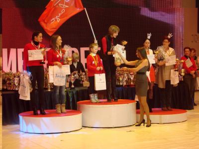 Рязанские мастера нейл-дизайна взяли комплект наград всероссийского фестиваля красоты