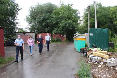 Елена Сорокина проверила, как убирают мусор в Октябрьском районе Рязани